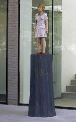 Kunstwerk: Boomstam vrouw